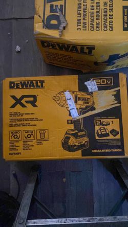 Dewalt impact wrench 1/2. Dewlat carjack
