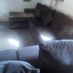 Blue sectional & 2 blue recliners all for $500