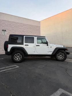 White jeep wrangler unlimited rubicon clean title 4x4 off road awd automatic grand Cherokee Chevy Tahoe blazer k5 Toyota 4Runner Highlander ford explo