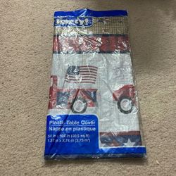 Party Plastic Table Cover (54*108)