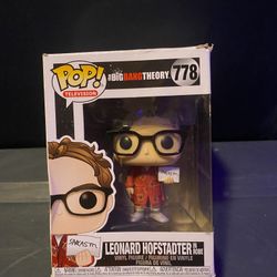 Funko Pop - The Big Bang Theory Leonard Hofstadter in Robe