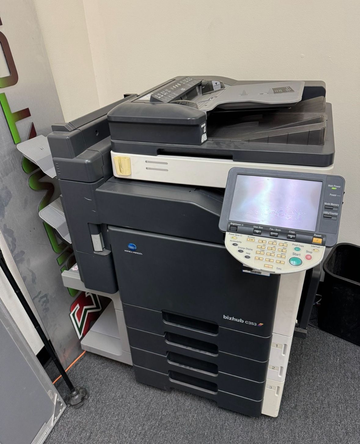 Konica Minolta bizhub C353