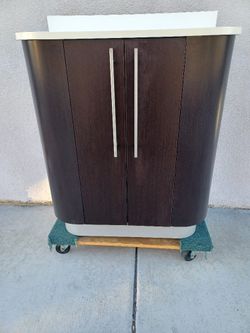 Like New, Kitchen & Bathroom Cabinet 