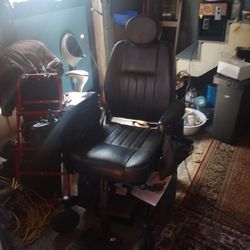 Power Wheelchair Pulse6