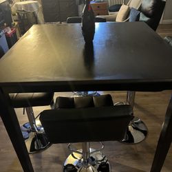 (TAKING OFFERS) Small Dining Table with Chairs