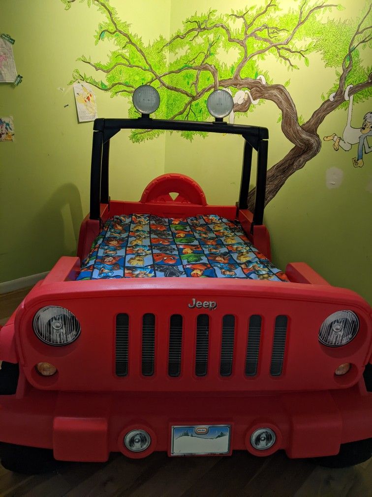 Little Tikes Jeep Wrangler Toddler To Twin Convertible Bed