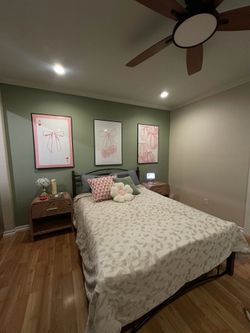 Full Sized Metal Bed Frame
