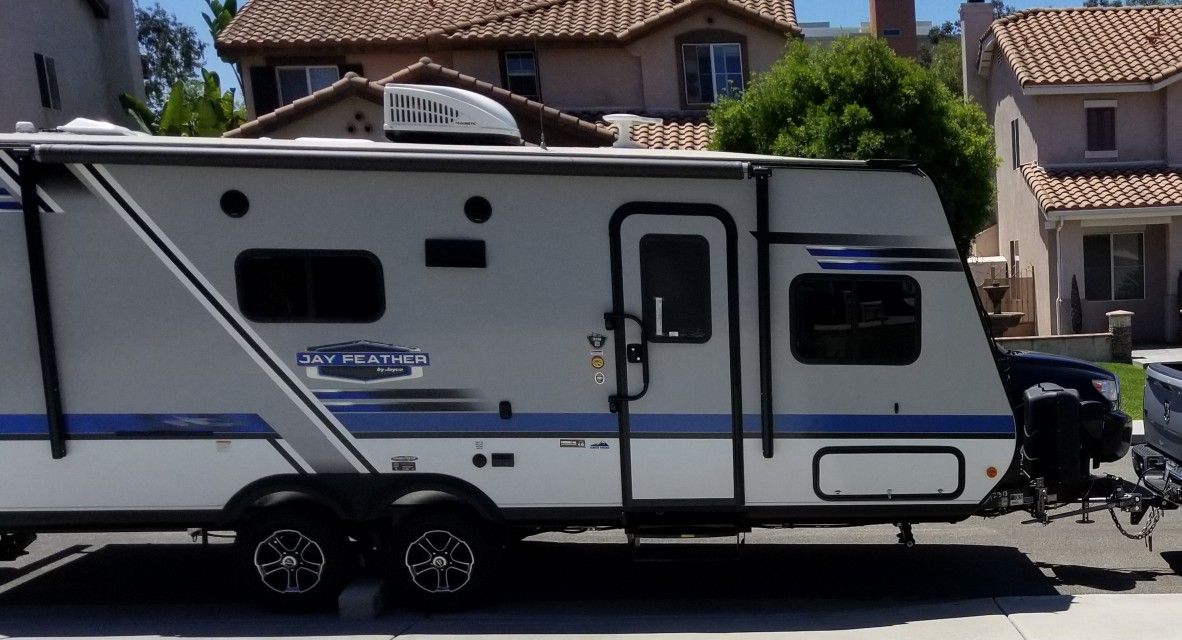 Jayco 24' Travel Trailer