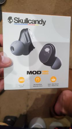 Skullcandy headphones