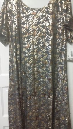 Lularoe Carly Elegant