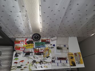 Fishing lures
