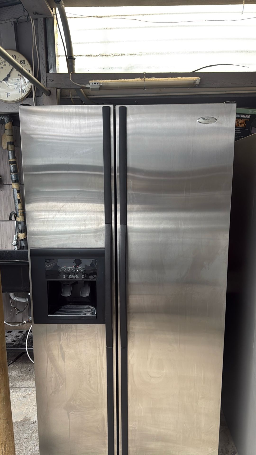 Refrigerator Whirlpool 