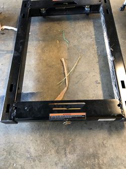 Ford fifth wheel hitch