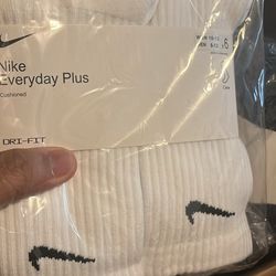 New Men Nike Crew Dry Fit  Socks Shoe Size 8-12