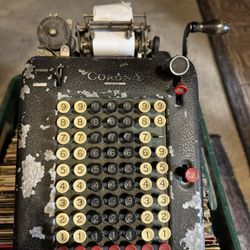 Corona adding machine