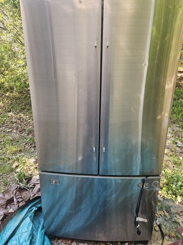 Samsung Refrigerator 