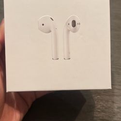 2nd Generation Airpods 