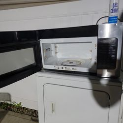 Over The Oven Microwave 