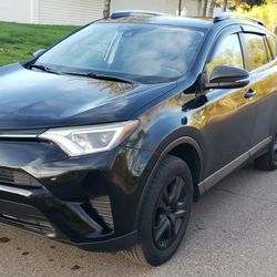 2018 TOYOTA RAV4 LE AWD 82K MILES