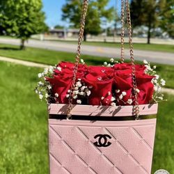 Valentines Day/ Ramos / flowers / Roses  