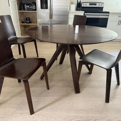Wood Circle Dining Table 48in Diameter With Chairs