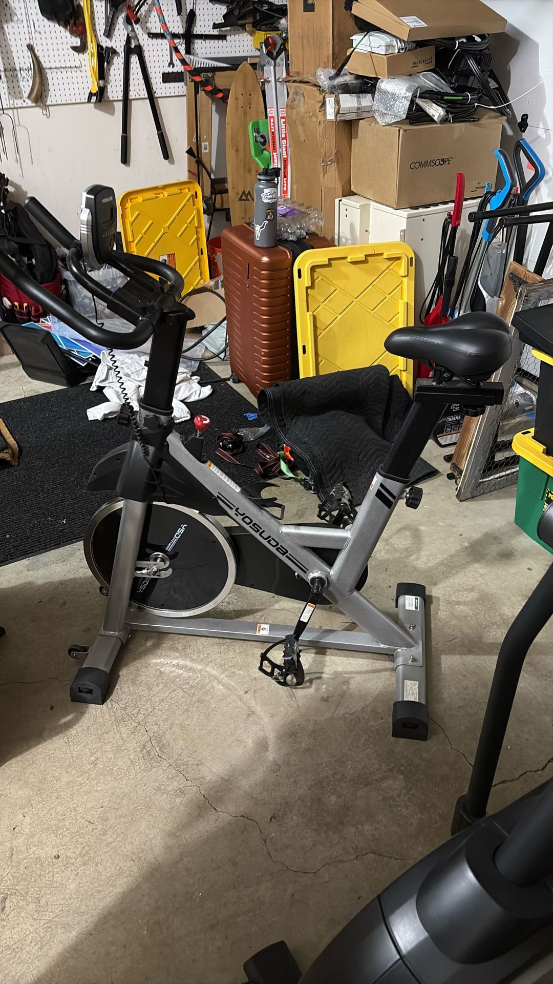 Stationary Bike Yoshuda Barely Used