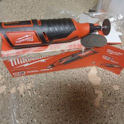 Milwaukee 12v Rotary Tool