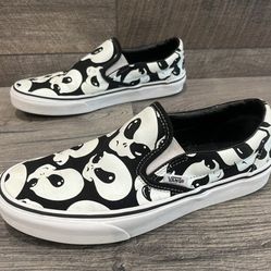 Vans Classic Slip-On 'Alien Ghosts' with a black and white glow-in-the-dark alien print. 