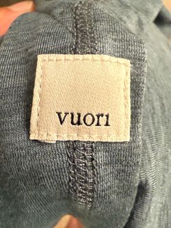 Vuori Blue Knit Top size small