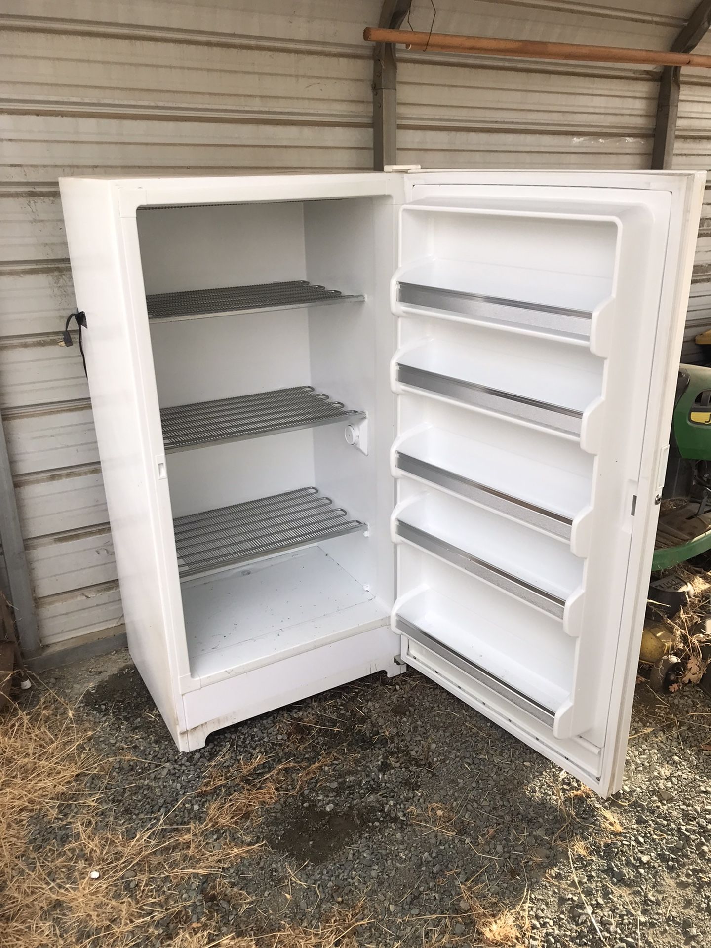 Upright Frigidaire Freezer 17 Cu Ft. Works!