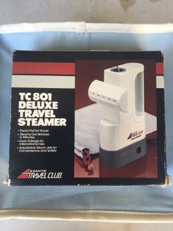 Deluxe travel steamer