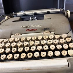 Vintage Smith Corona Electric Typewriter