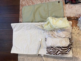 Baby Changing Pad Bundle – Contoured Pad, 6 Covers & Coach Travel Changing Pad  Price: $15 for the bundle  Description: Everything you need for diaper