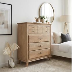 Wooden mid century dresser/chest of drawers