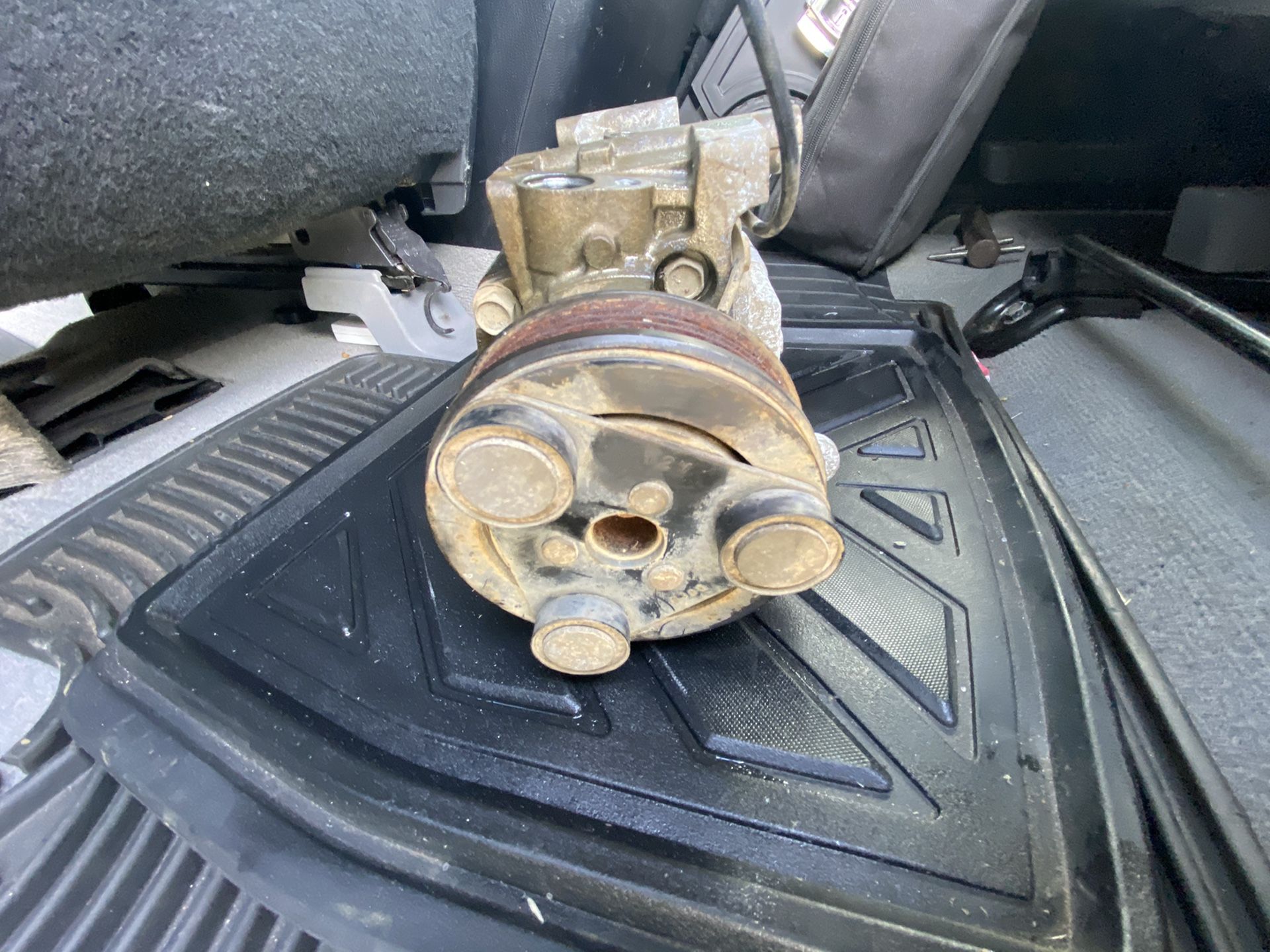 Ac. Compressor Mazda 3