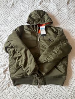 FS: Nike Jordan Renegade Flight Therma-FIT Hooded Jacket (HV0540-222)