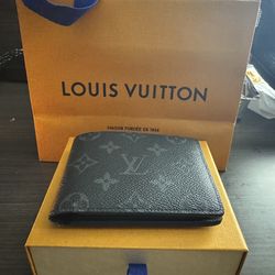 Louis Vuitton Men’s Wallet Monogram