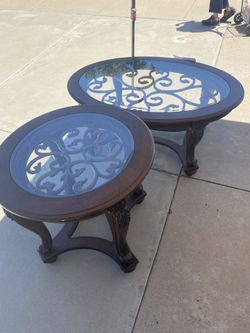 Beautiful table Both For $100 Pick Up Today
