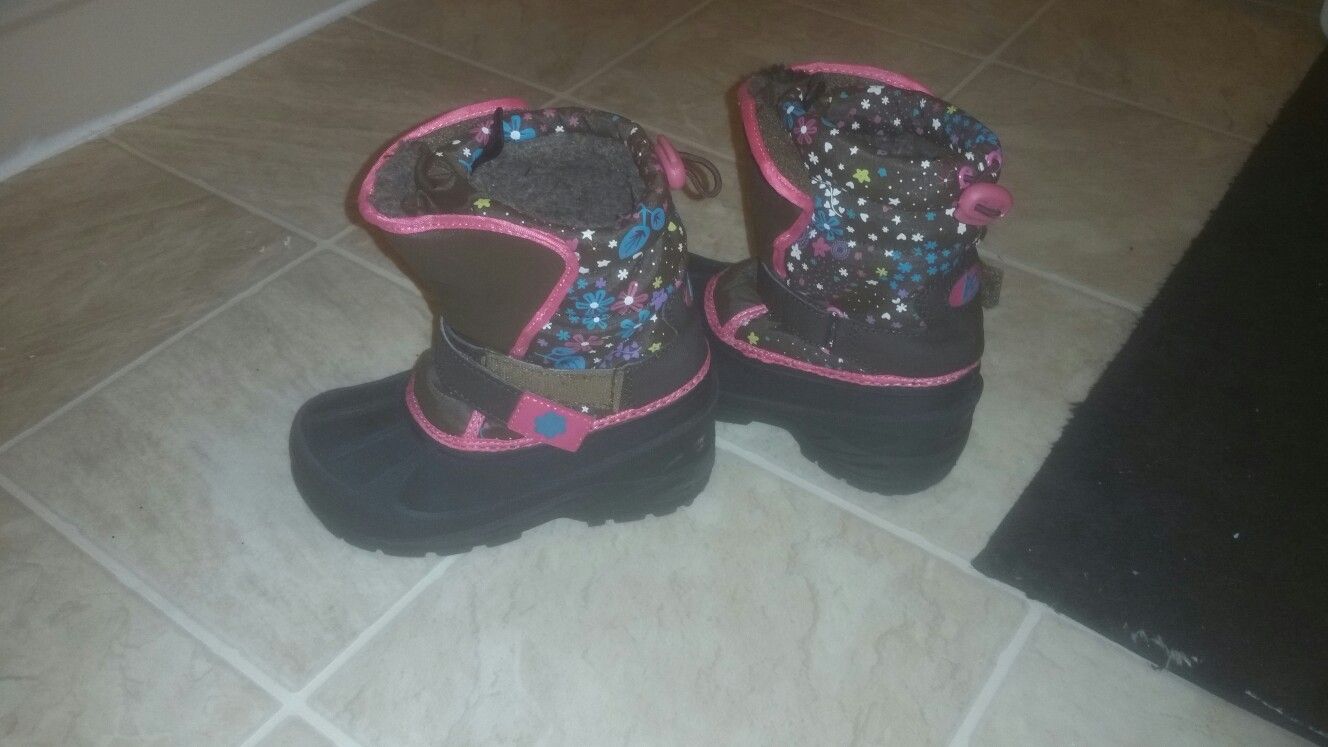 Girls boots size 10