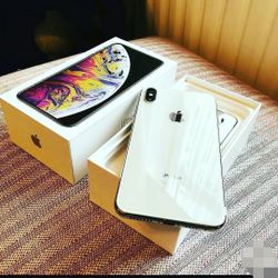 iPhone XS Max Unlocked With Warranty 