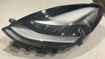 2021-2024 Tesla Model 3/Y LH Driver Side Headlight Projector Matrix 2ND Gen 151495-110-E OEM