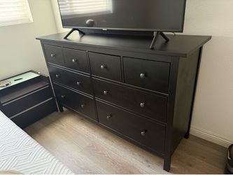 Dresser 63inch wide 32.5inch tall