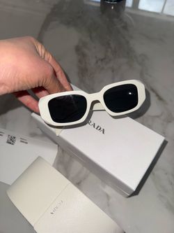 Prada sunglasses 100% authentic