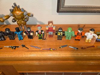 Roblox figures