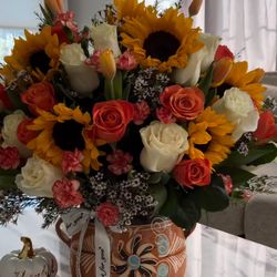 Ollitas De Barro Arrangement 