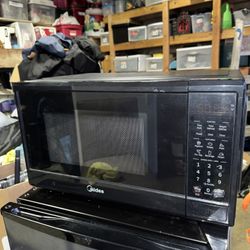 Midea Microwave 