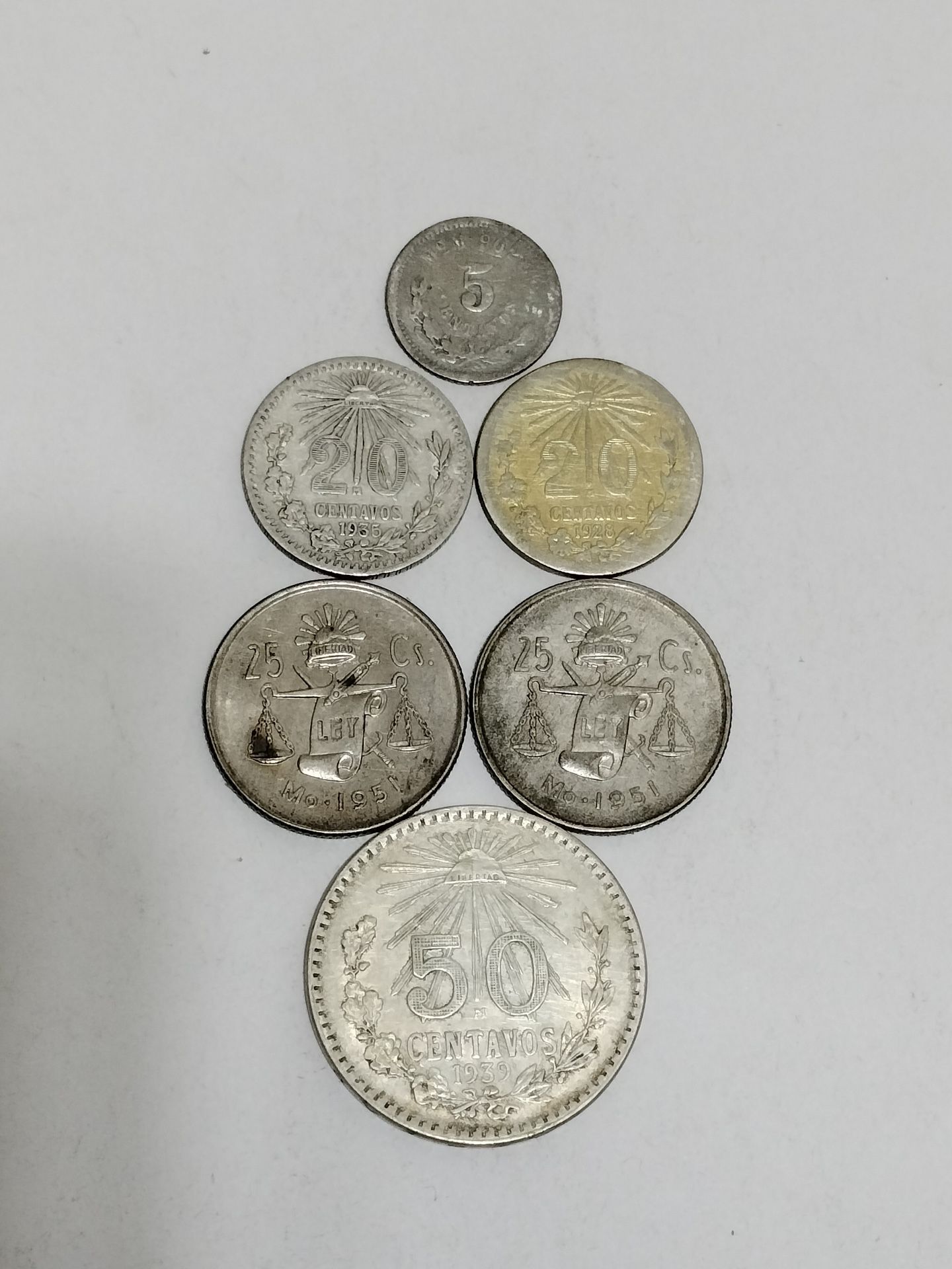 Antique Silver Mexico Coins  /  Monedas Antiguas De Plata De Mexico