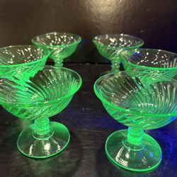 6 Vintage Green  Vaseline Uranium Glass Sherbert Stemmed Dessert Glasses Depression Glass Excellent Condition 4” high and across 