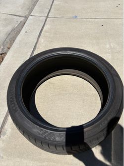 Almost new 225 40 19 Kumho all season