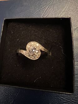 14K White Gold Ring With Diamonds